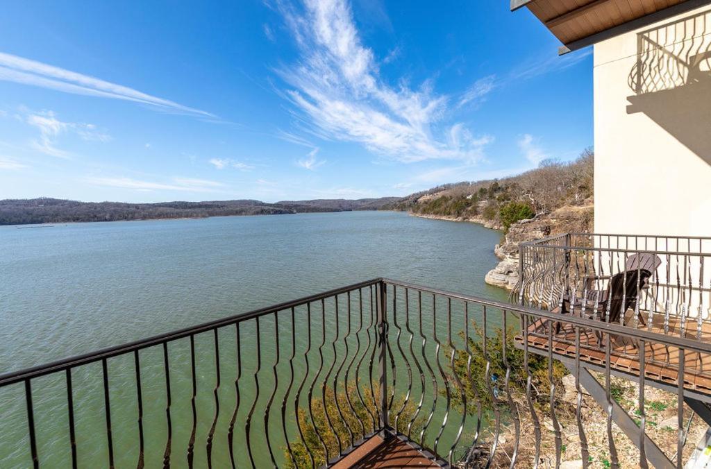 D'Monaco Resort Condos On Table Rock Lake Ridgedale Exterior photo